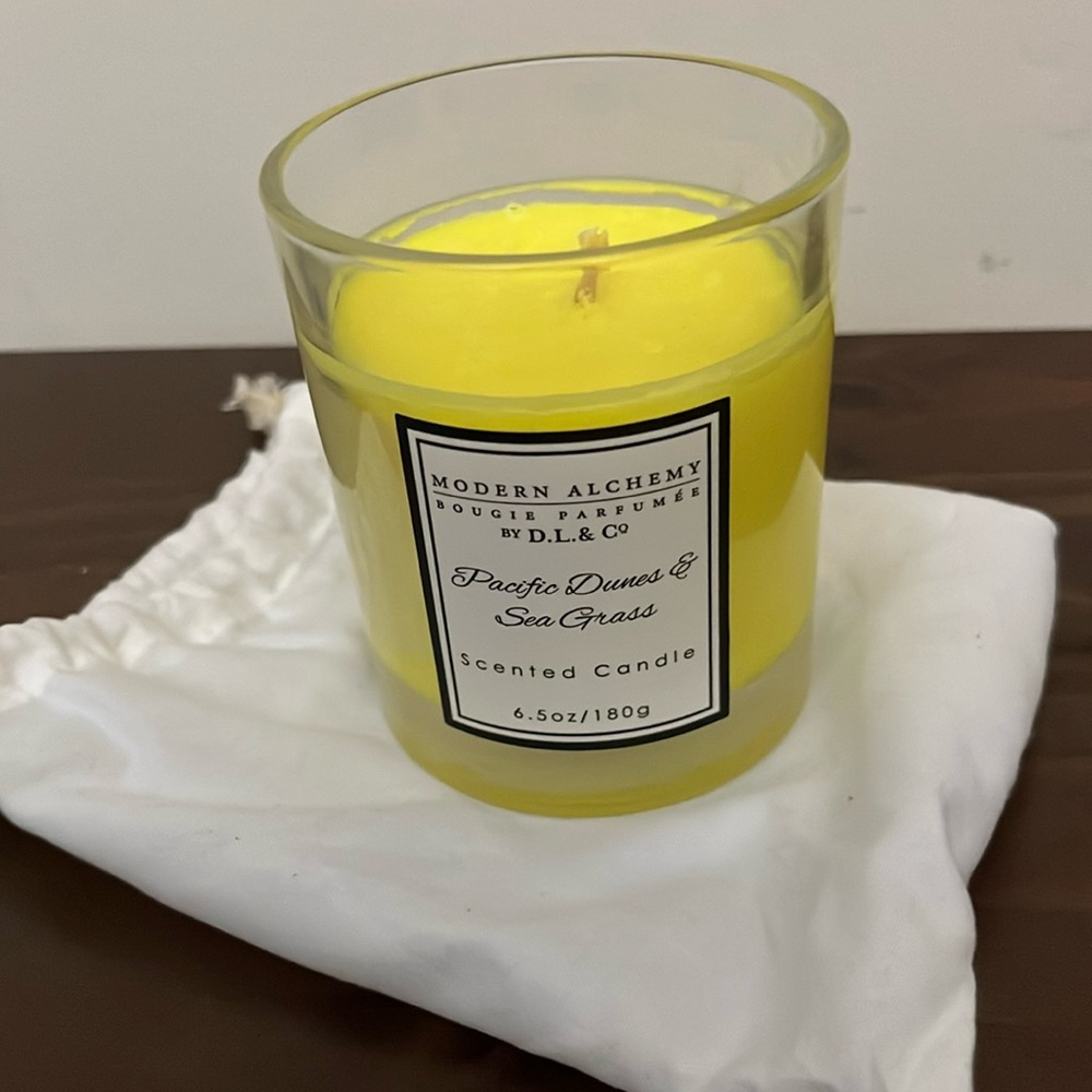 Modern Alchemy Pacific Dunes & Sea Grass Scented Candle